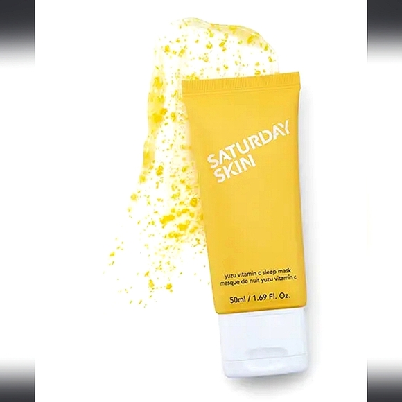 3/$30 Saturdat Skin Yuzu Vitamin C Sleep Mask - Picture 2 of 5